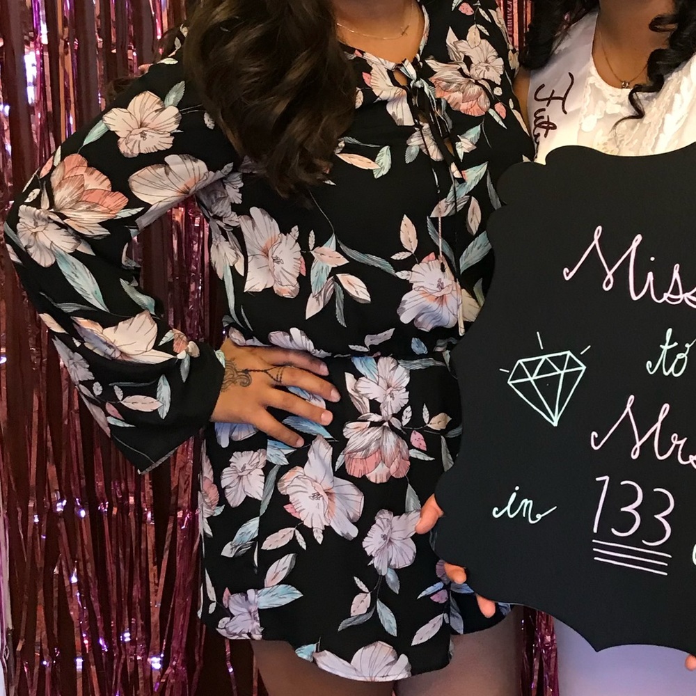 Black floral romper w/pockets